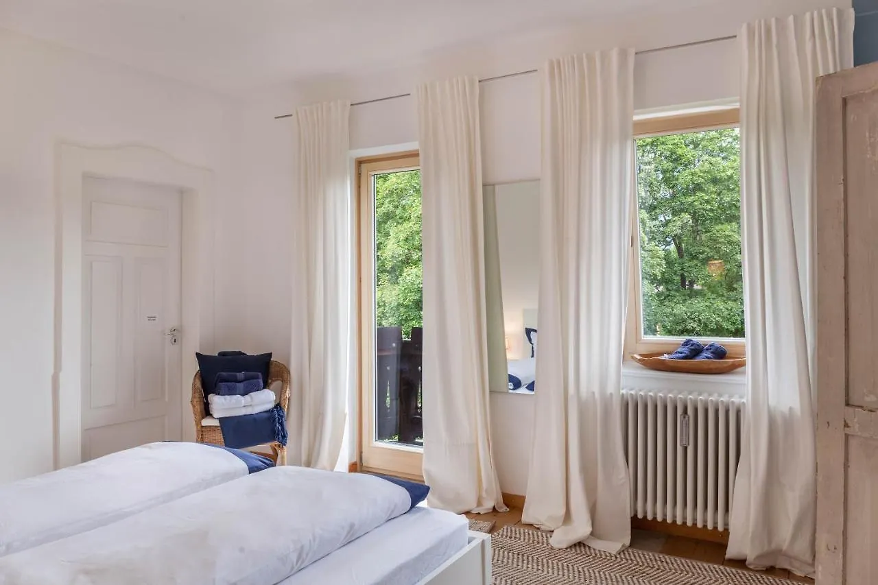 Apartment Fewo im Blauen Haus Dg Garmisch-Partenkirchen
