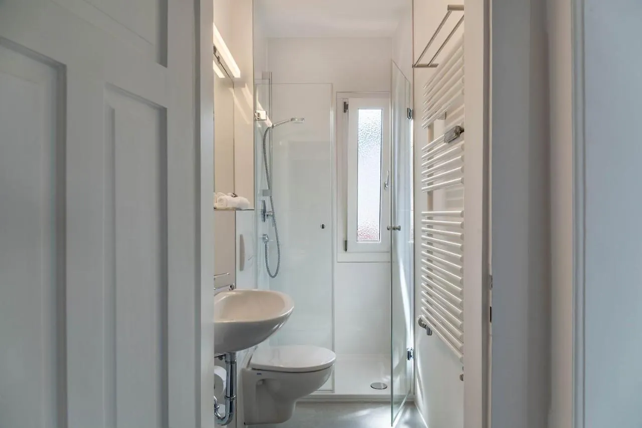 Apartment Fewo im Blauen Haus Dg Garmisch-Partenkirchen