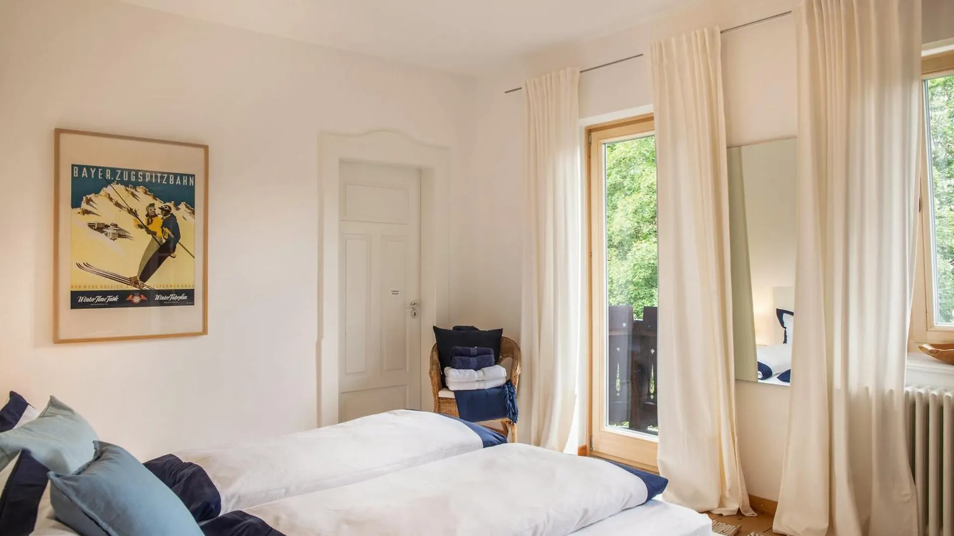 Fewo im Blauen Haus Dg Garmisch-Partenkirchen